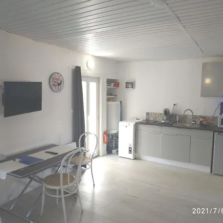 Centre Du Boulou Pour 2 Adultes-2 Enfants- Check In 17h 20h Check Out 11h Max Juillet-aout 1 Semaine Minimum Appartamento *